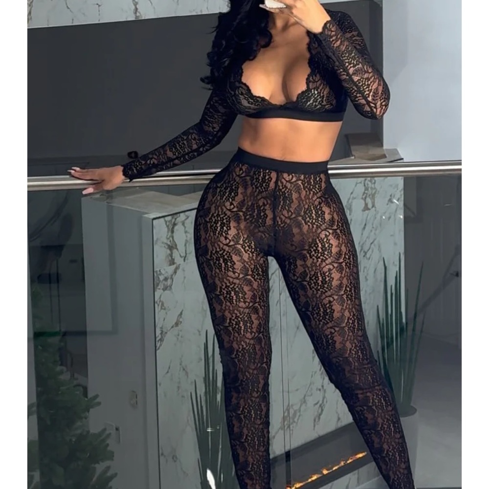 Black Lace Set